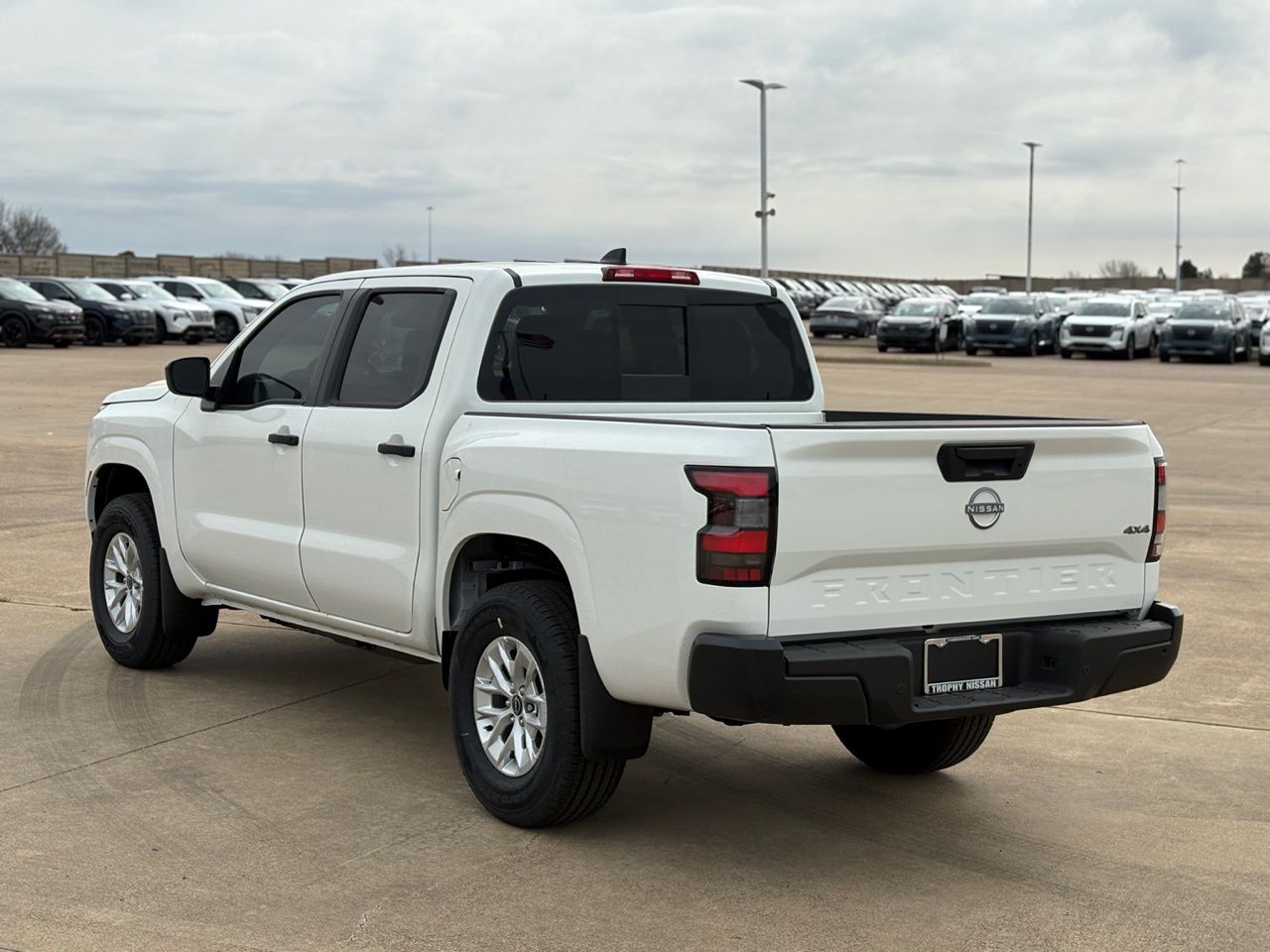 View vehicle photo 7