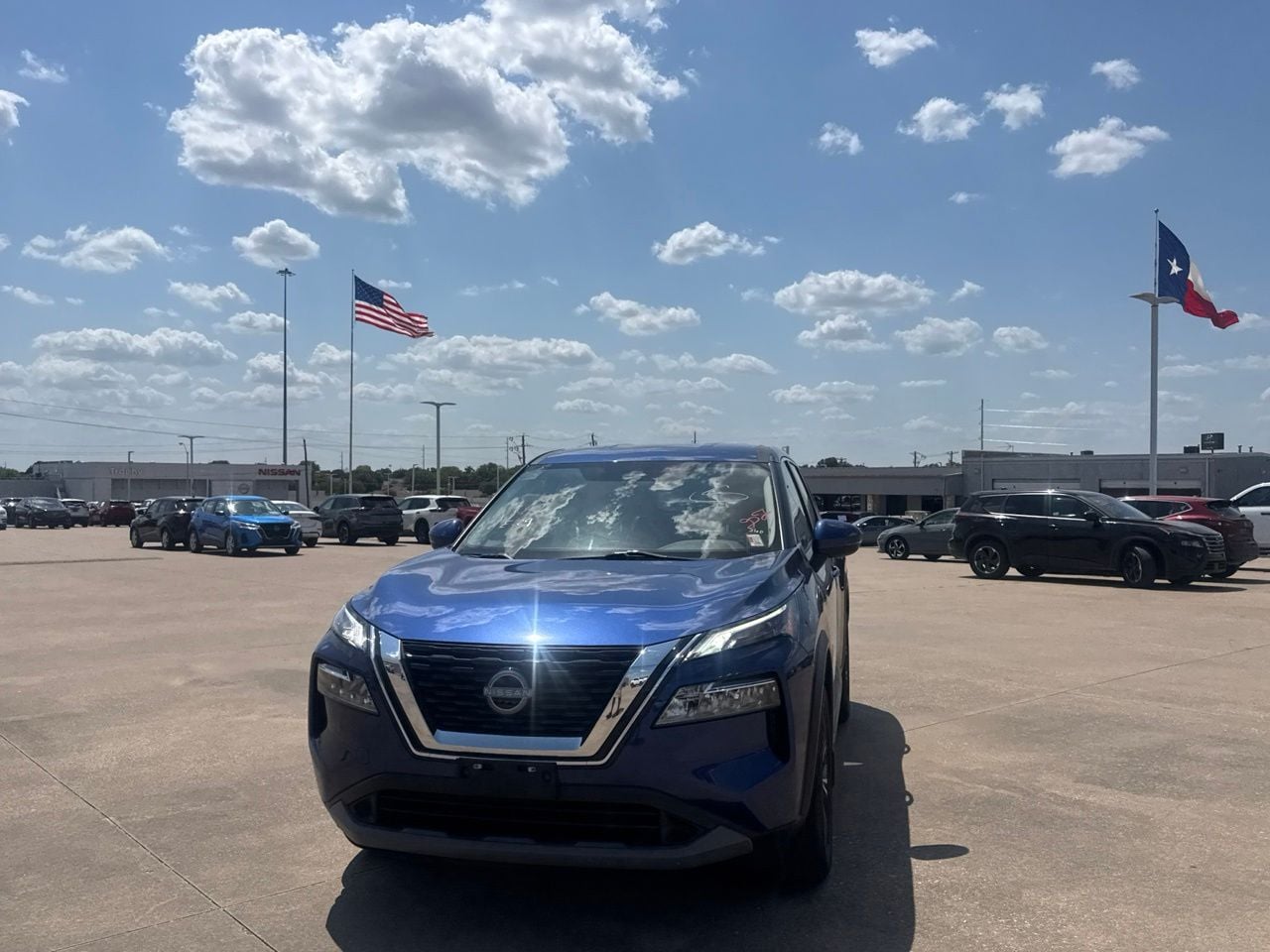 2023 Nissan Rogue SV - Photo 6