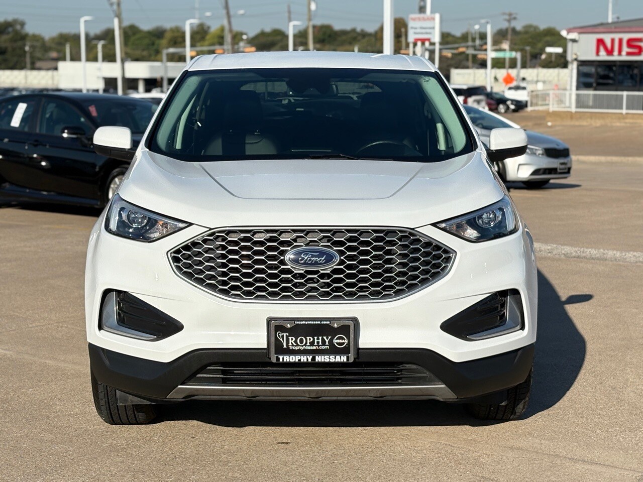 2024 Ford Edge SEL photo 3