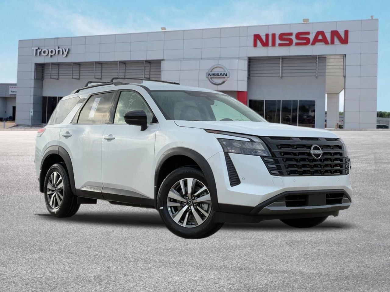 2026 Nissan Pathfinder SL 2WD's photo