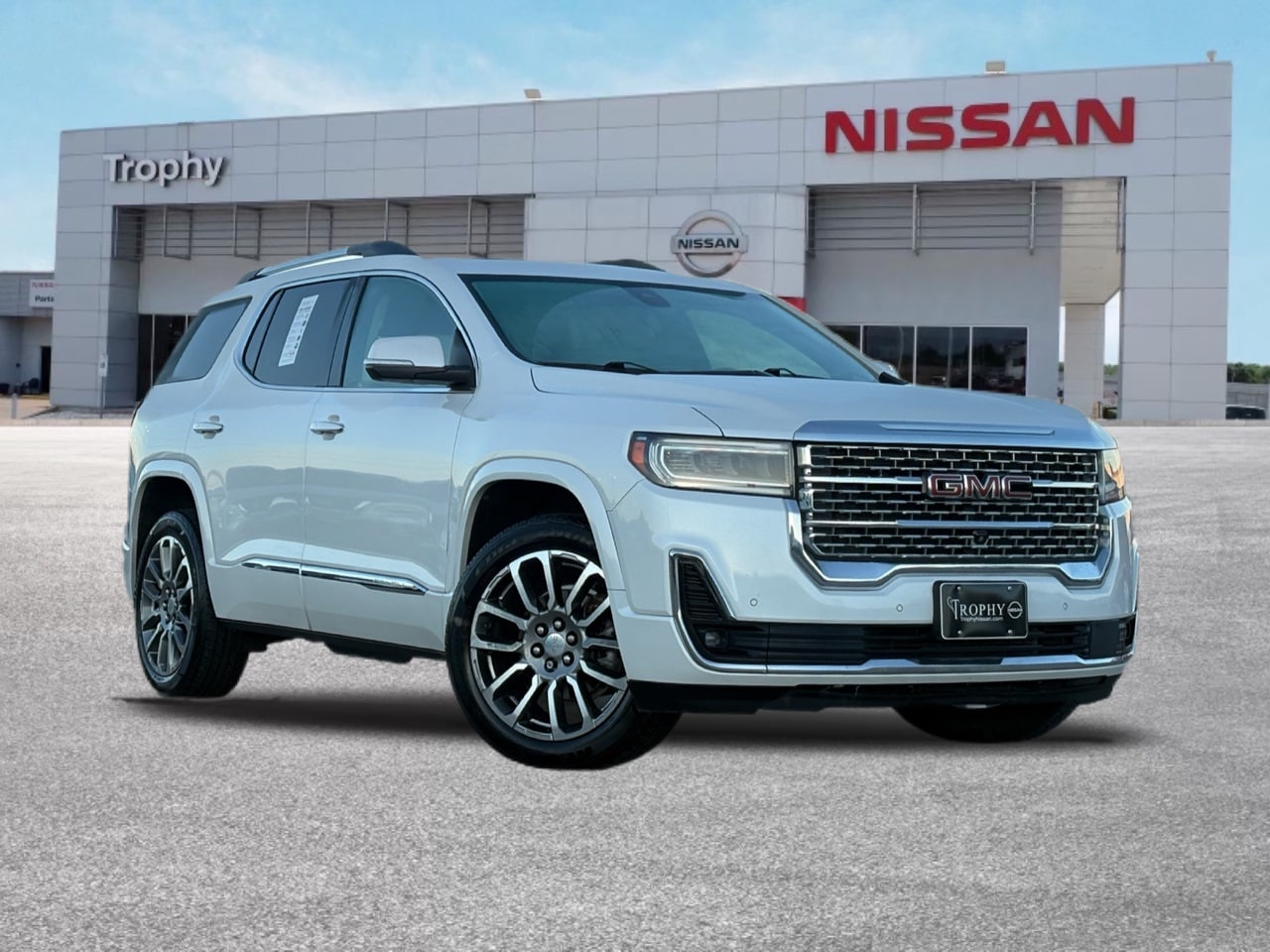 2021 GMC Acadia Denali's photo