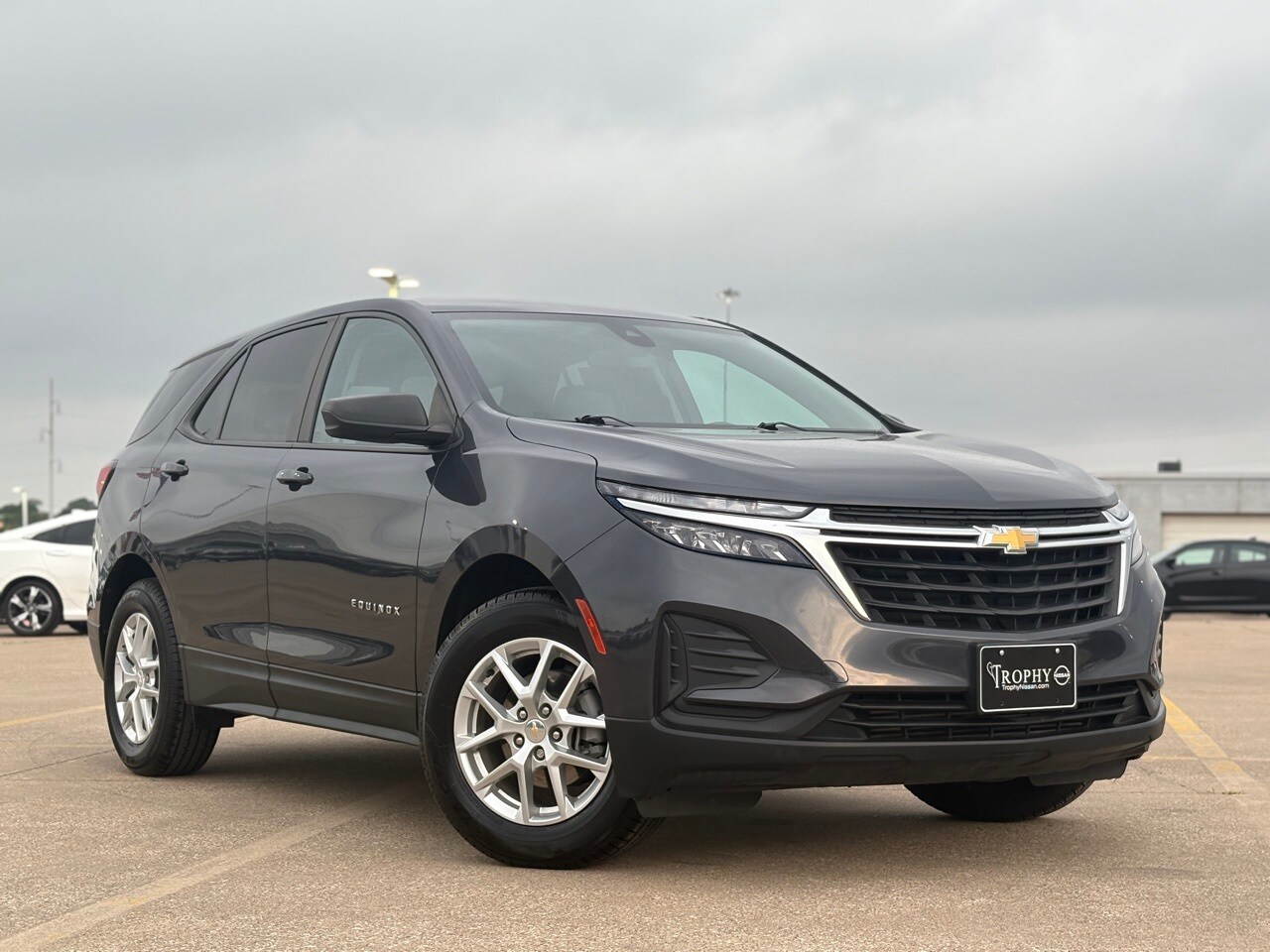 Used 2022 Chevrolet Equinox LS with VIN 2GNAXFEV0N6123701 for sale in Mesquite, TX