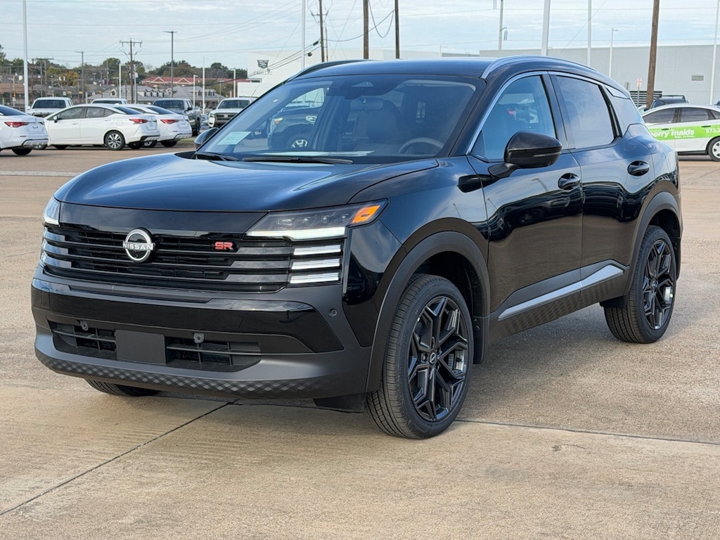 New 2026 Nissan Kicks SR SUV