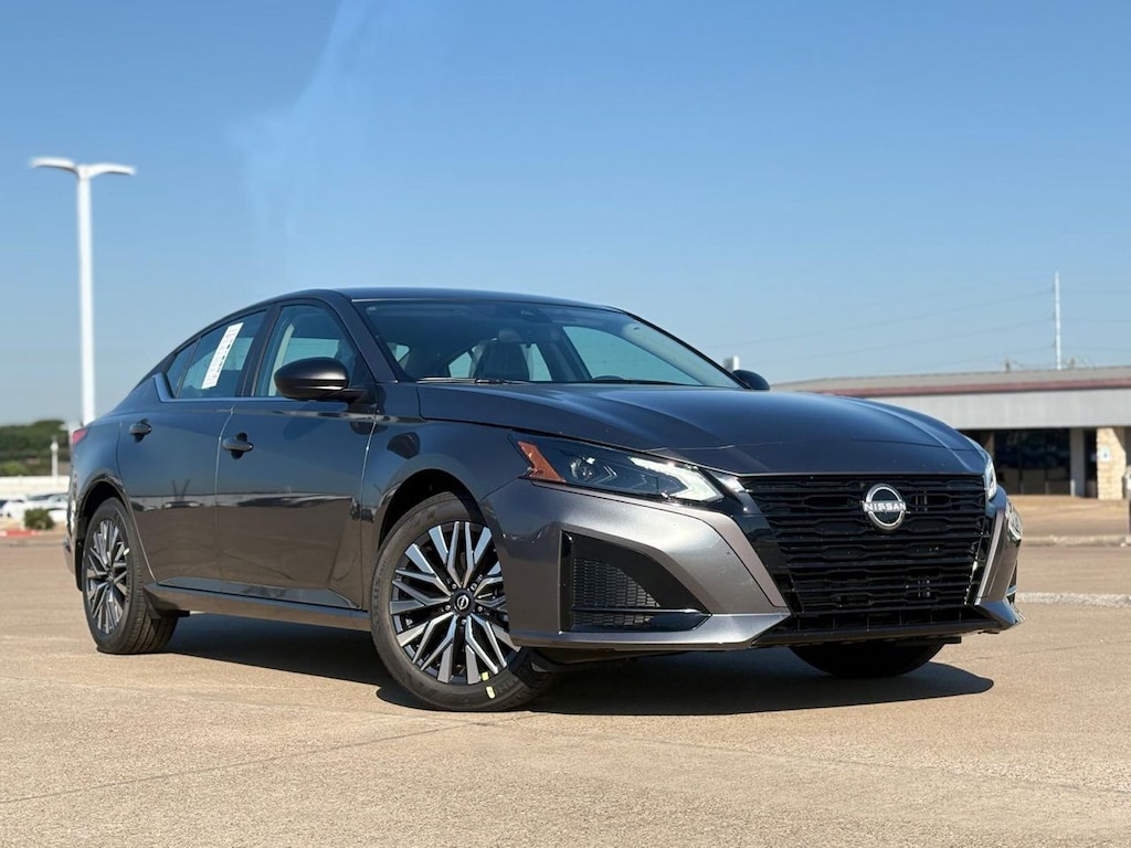New 2026 Nissan Altima SV Sedan