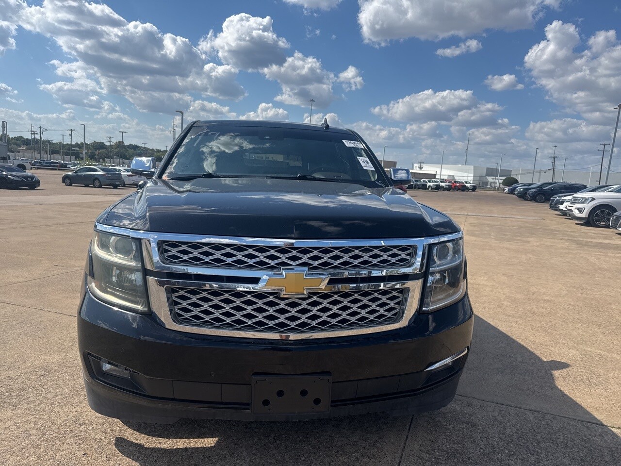 2016 Chevrolet Tahoe LTZ photo 2