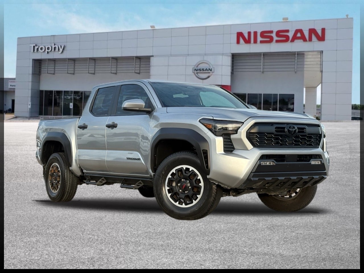2024 Toyota Tacoma SR5's photo