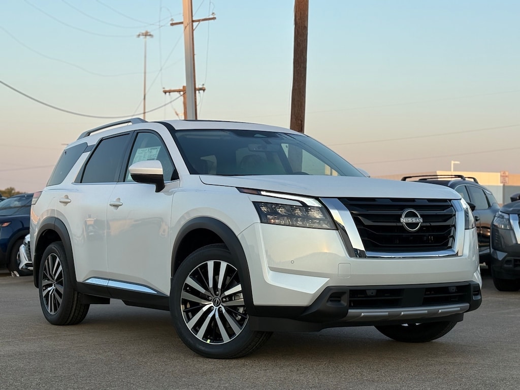 New 2025 Nissan Pathfinder Platinum SUV