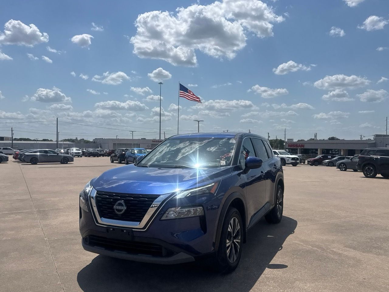 2023 Nissan Rogue SV - Photo 7