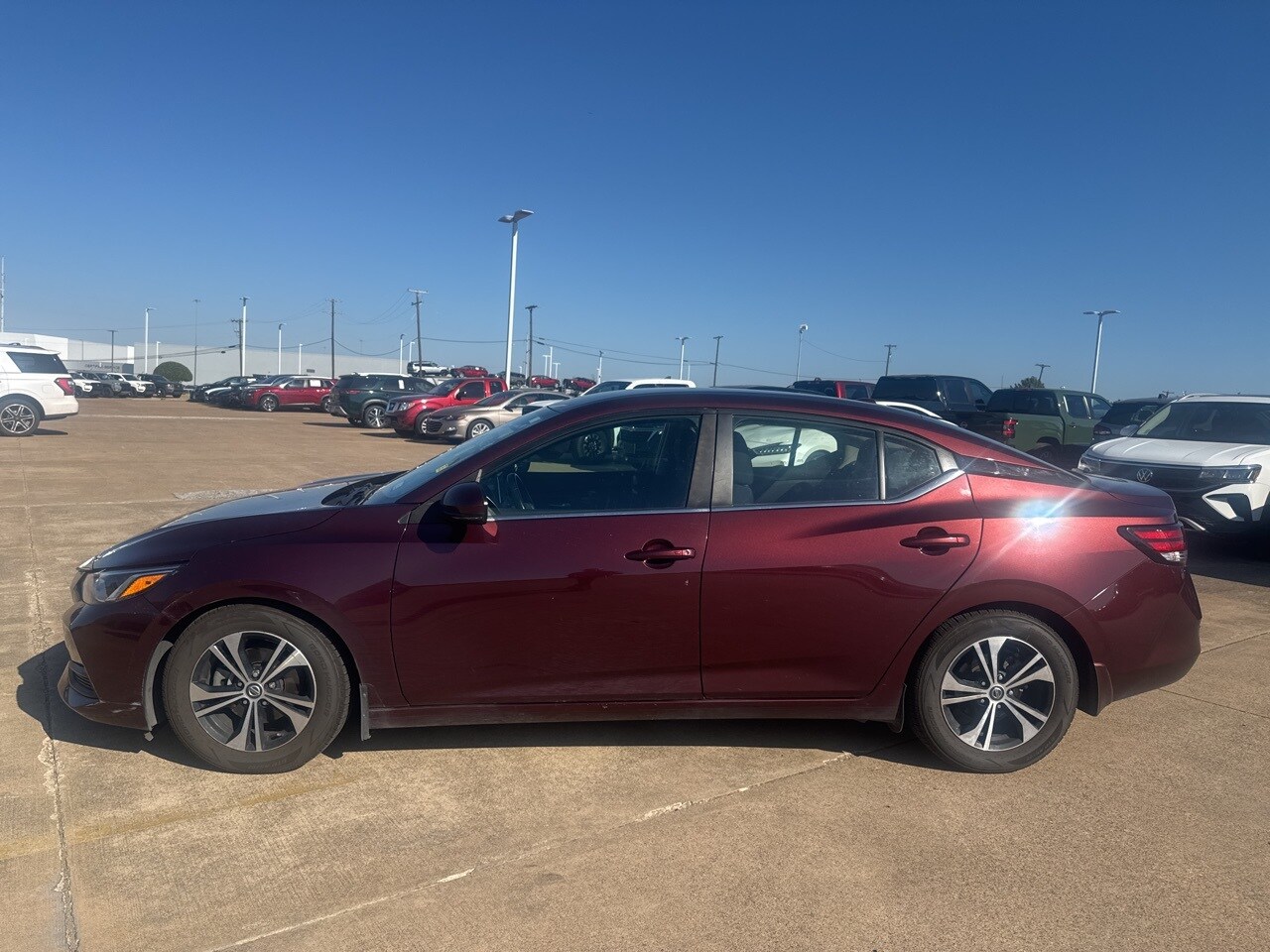 2020 Nissan Sentra SV photo 4