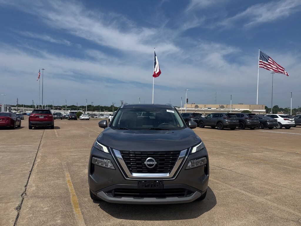 Used 2022 Nissan Rogue SV SUV