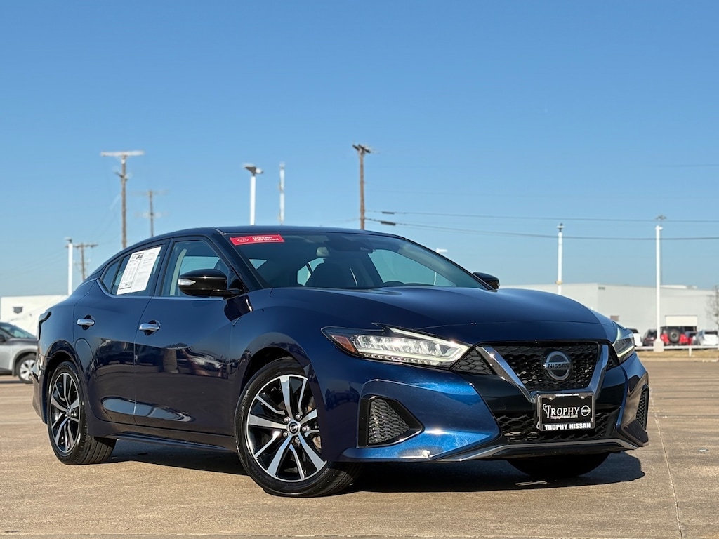 Certified 2021 Nissan