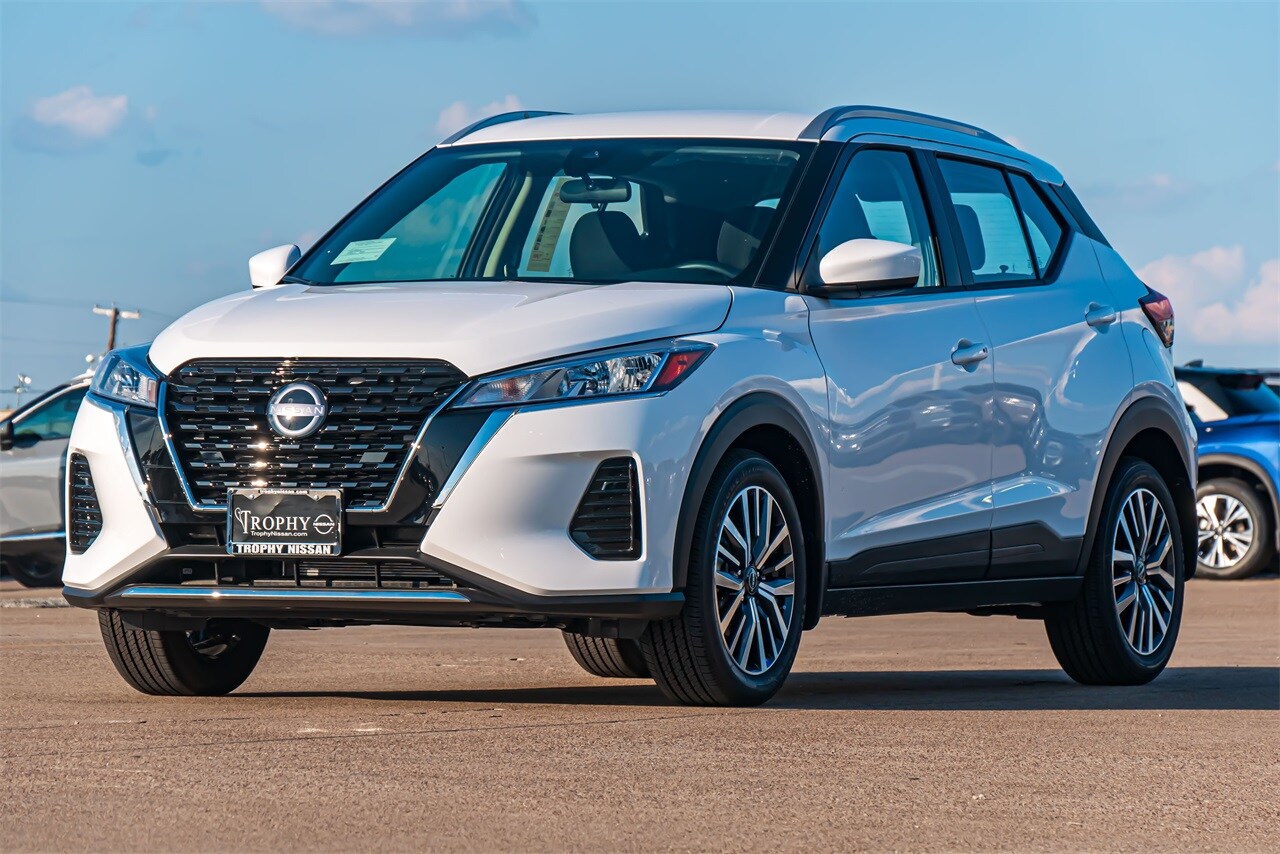 2024 Nissan Kicks SV photo 4