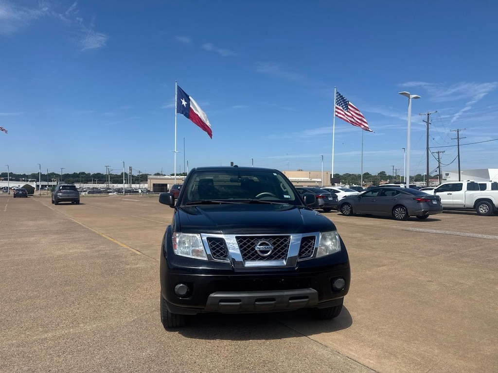 Used 2012 Nissan Frontier SV Truck