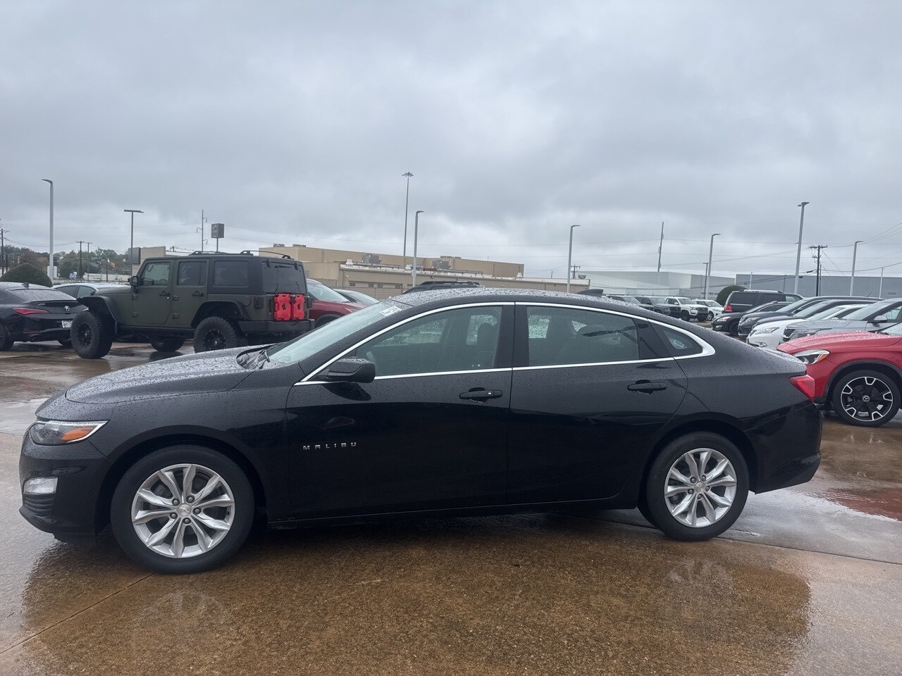 2024 Chevrolet Malibu 1LT photo 4