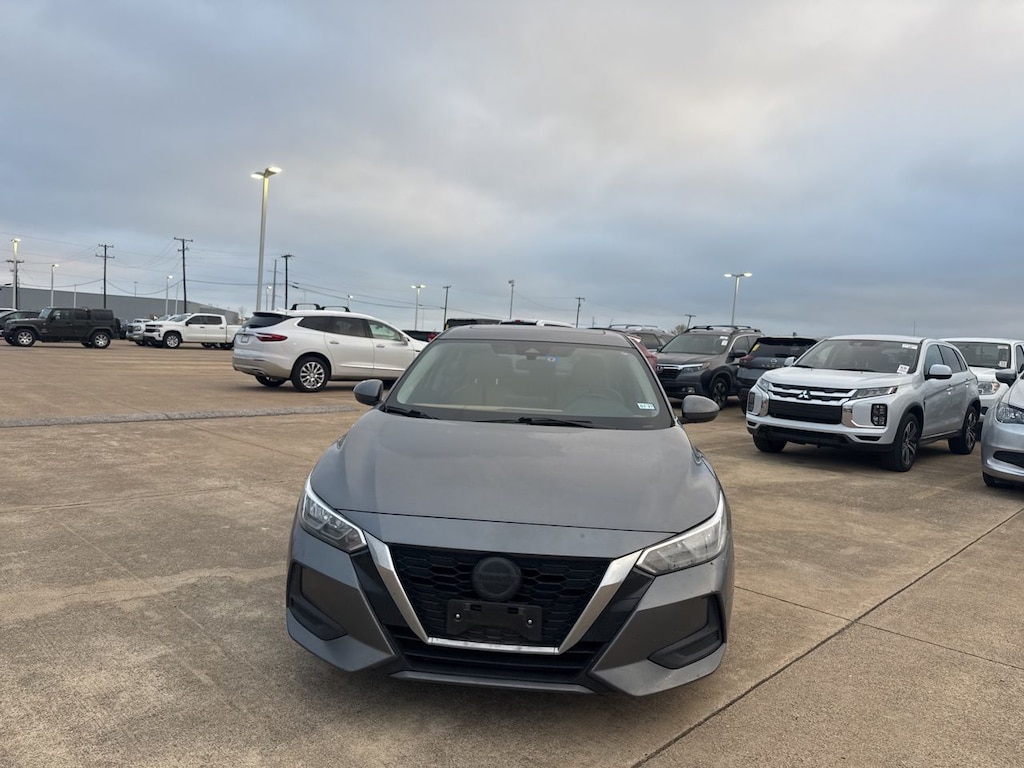 Certified 2022 Nissan