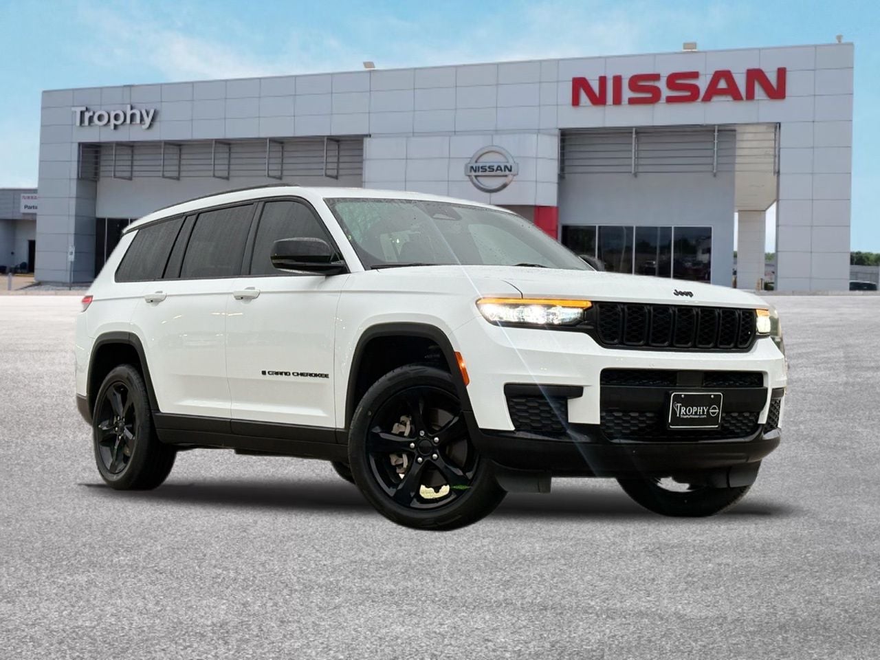 2023 Jeep Grand Cherokee L Altitude's photo