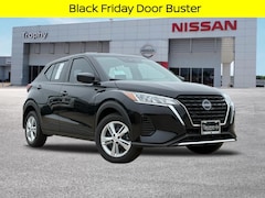 2025 Nissan Kicks Play S SUV