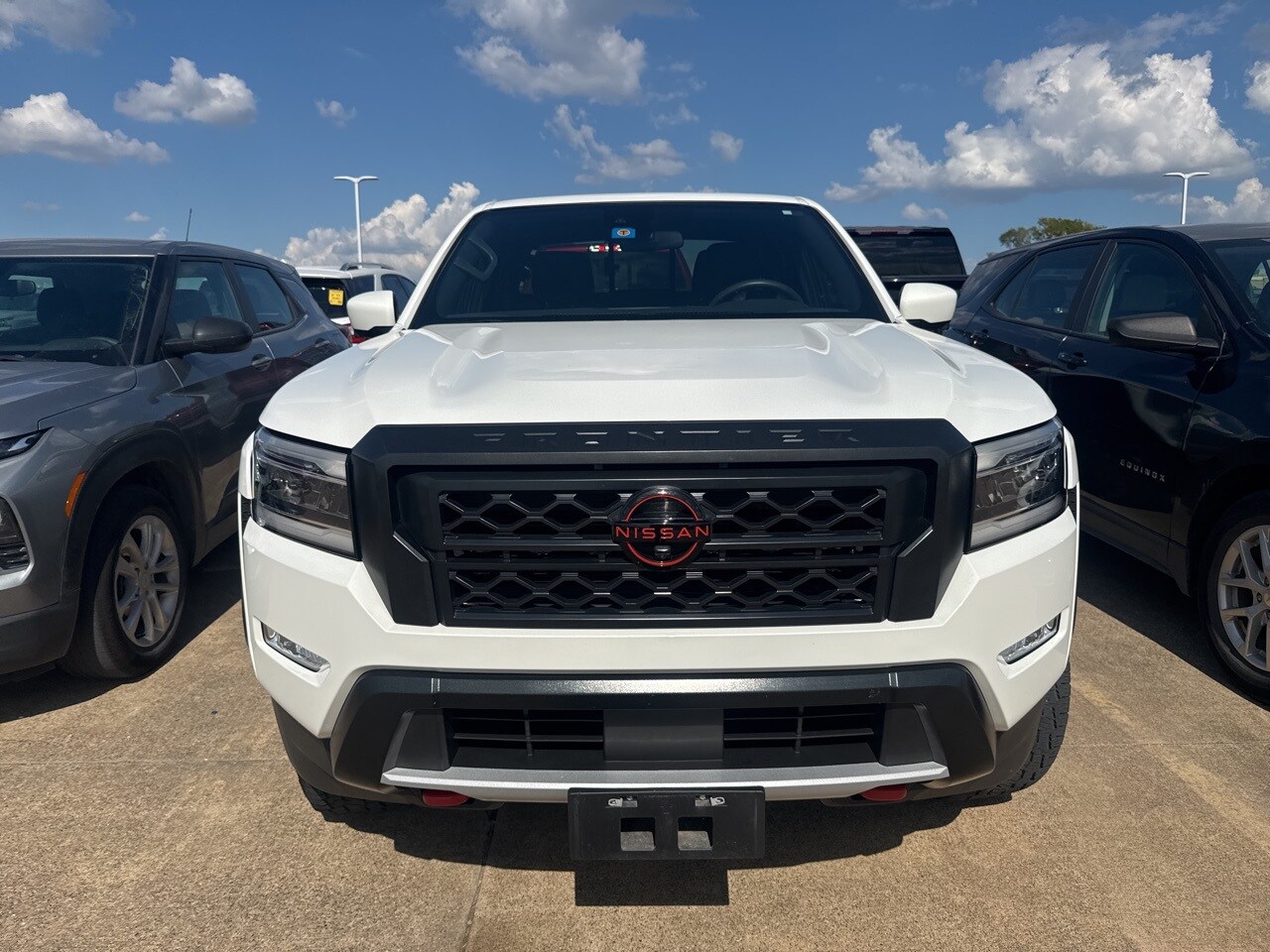 2023 Nissan Frontier PRO-X photo 2
