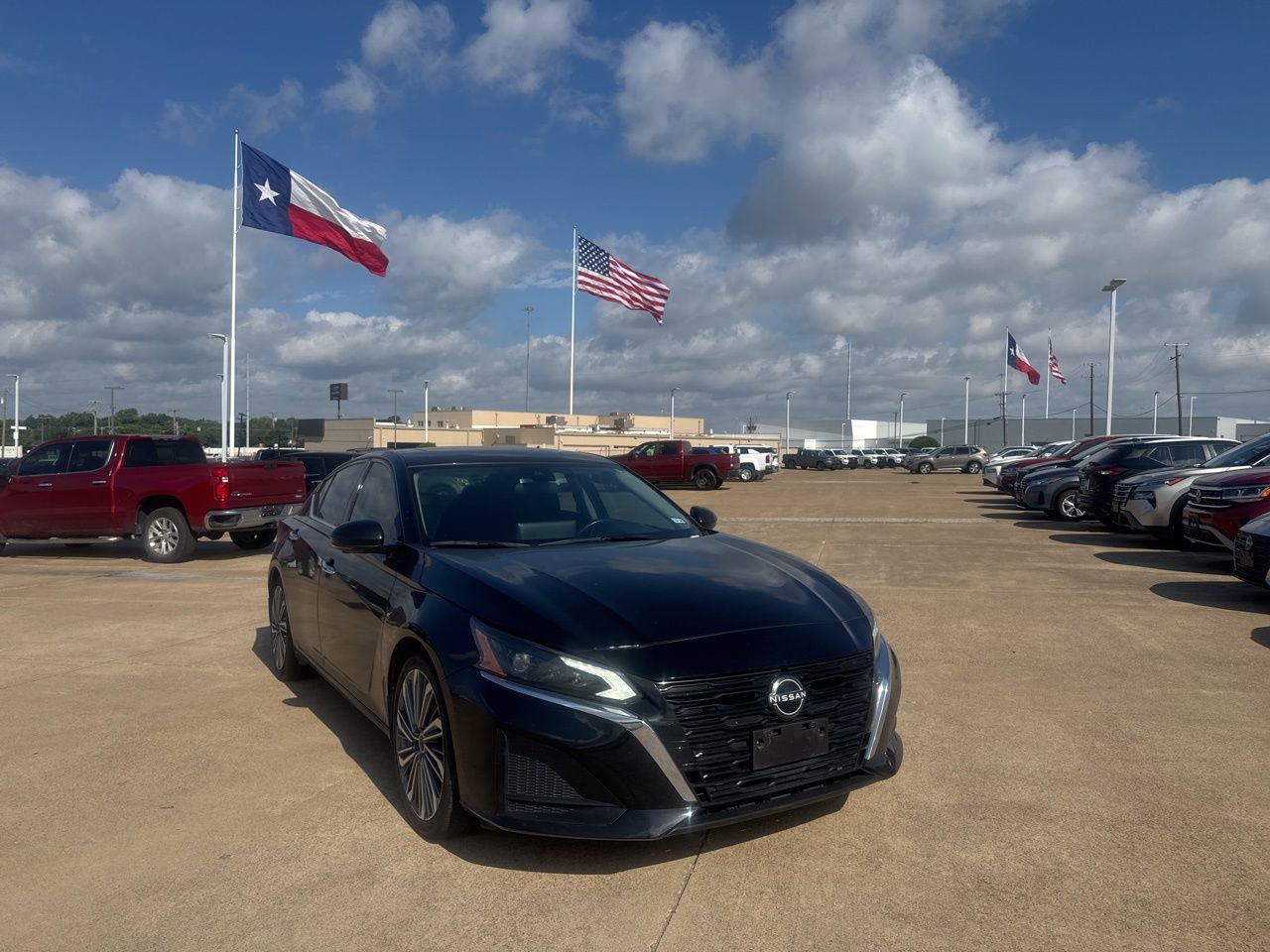 2023 Nissan Altima 2.5 SL's photo