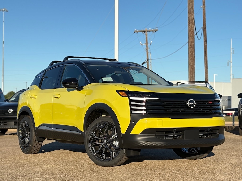 New 2026 Nissan Kicks SR SUV