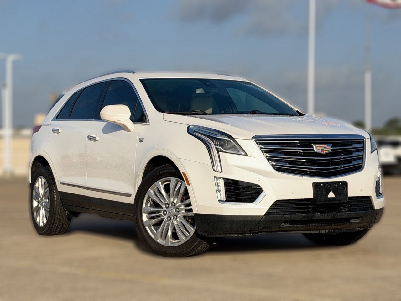 Used 2019 Cadillac XT5 Premium Luxury with VIN 1GYKNERSXKZ217575 for sale in Mesquite, TX