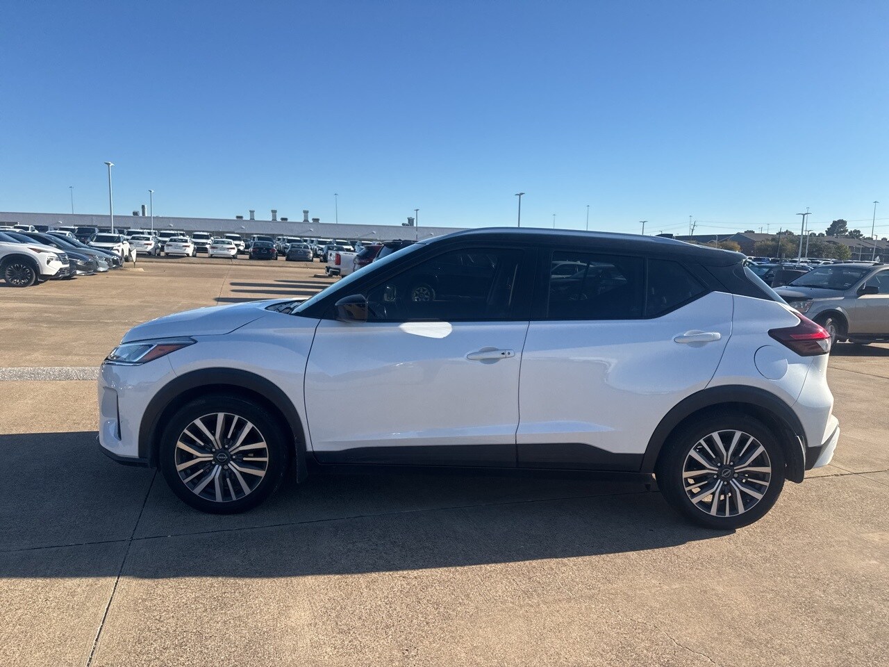 2024 Nissan Kicks SV photo 4