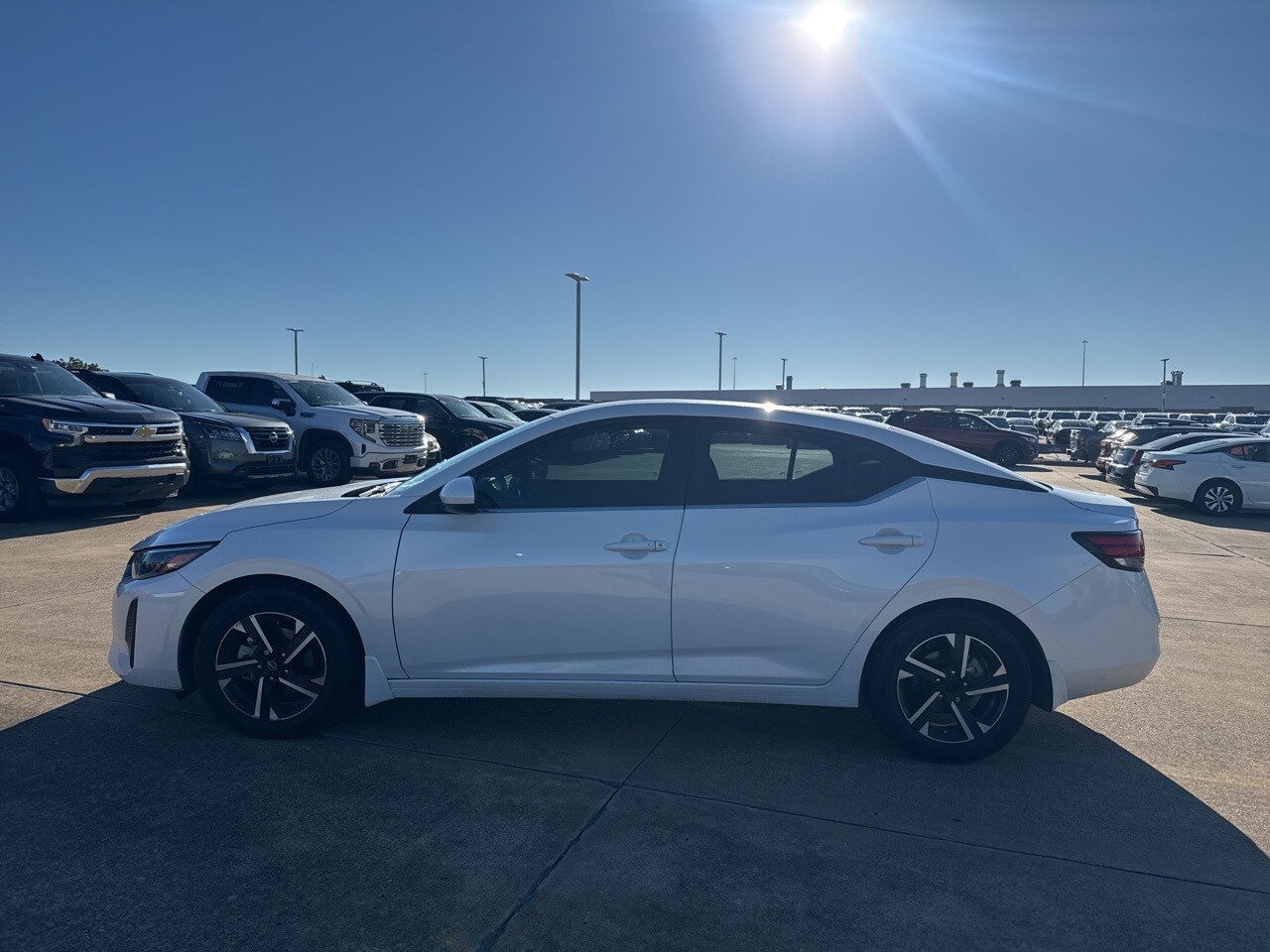 2024 Nissan Sentra SV photo 4