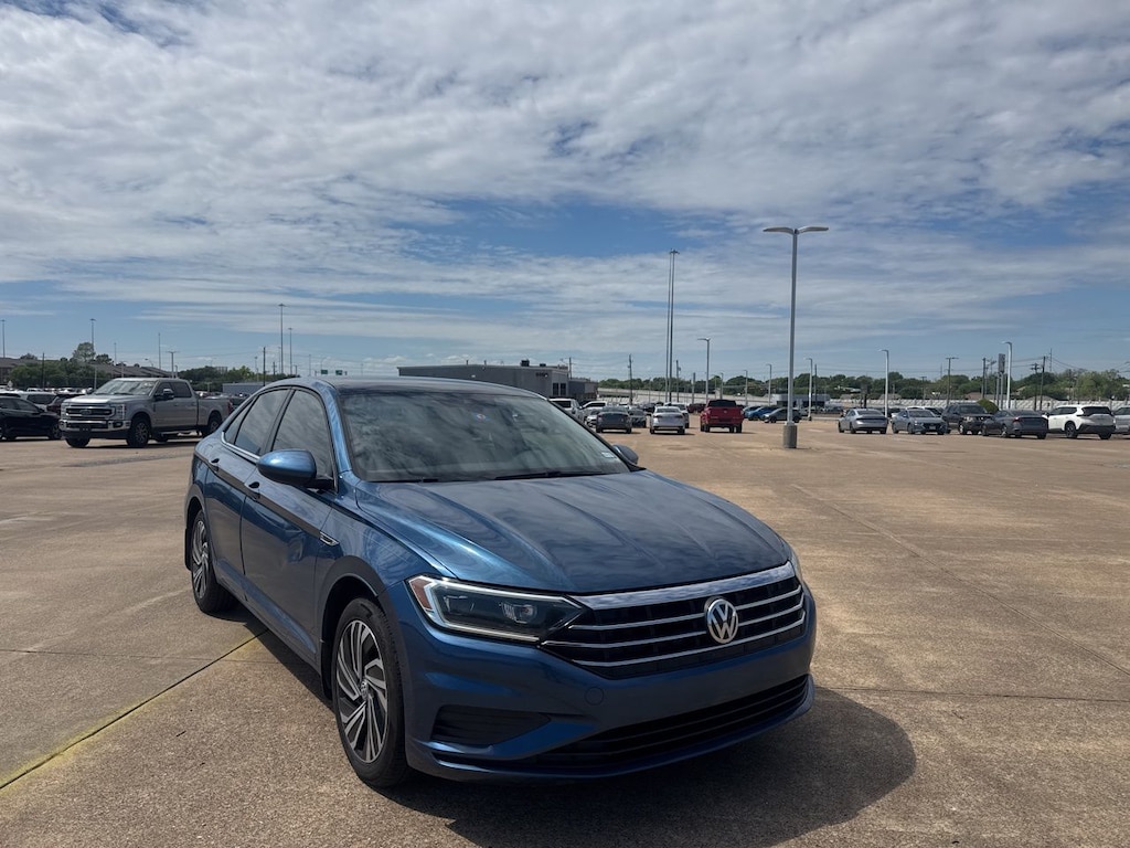 Used 2021 Volkswagen Jetta SEL Sedan