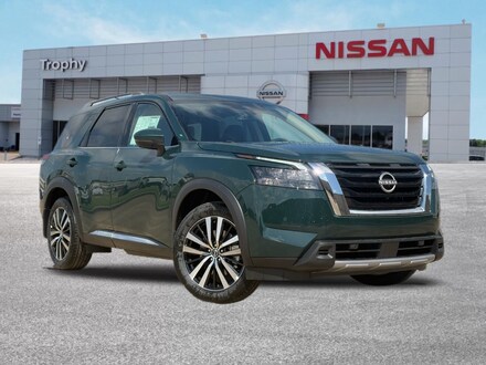2025 Nissan Pathfinder Platinum SUV