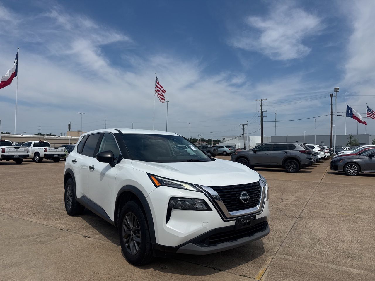 2023 Nissan Rogue S FWD's photo