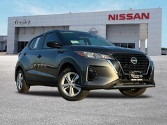 2025 Nissan Kicks Play S SUV
