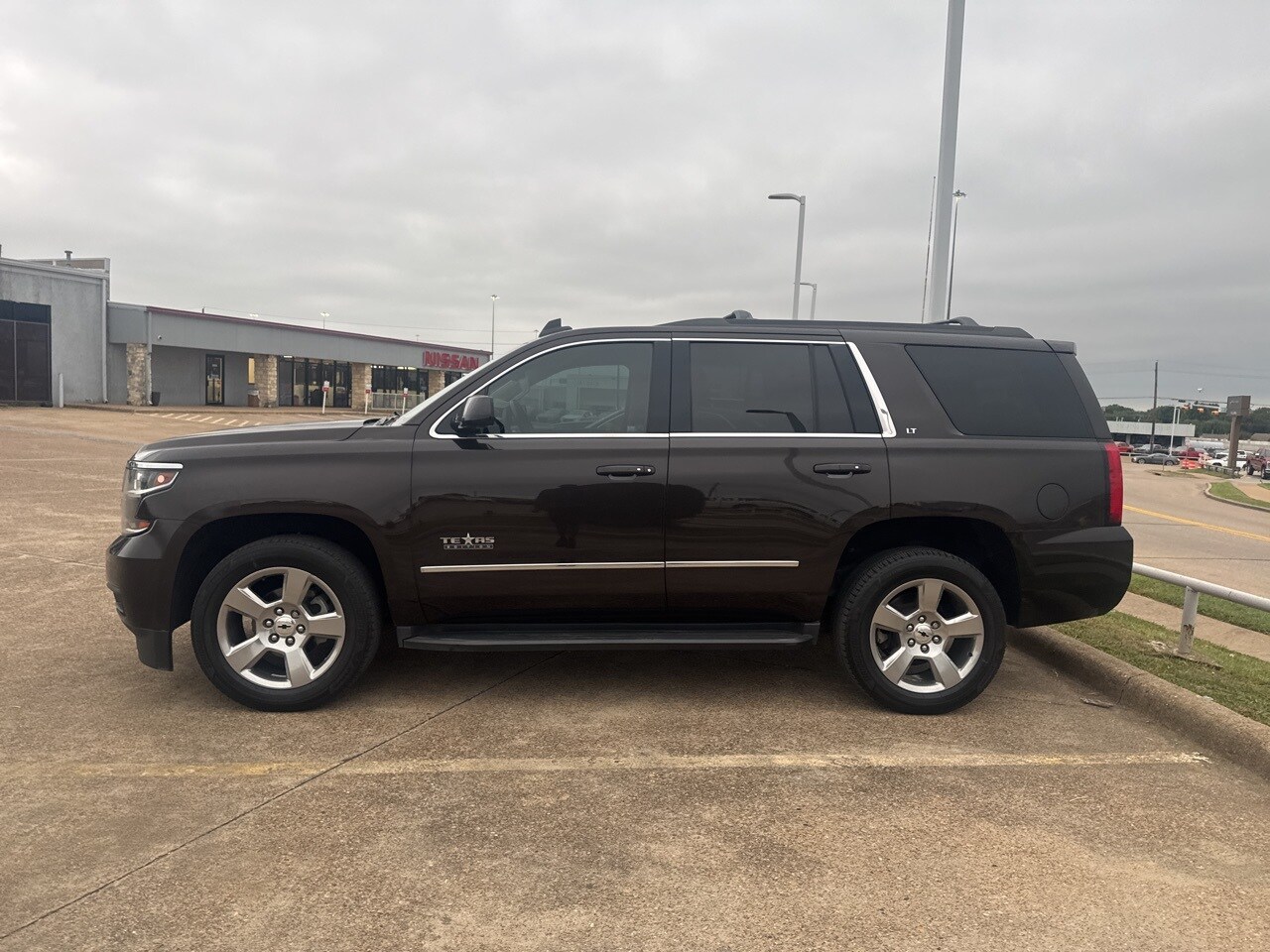 2018 Chevrolet Tahoe LT photo 4