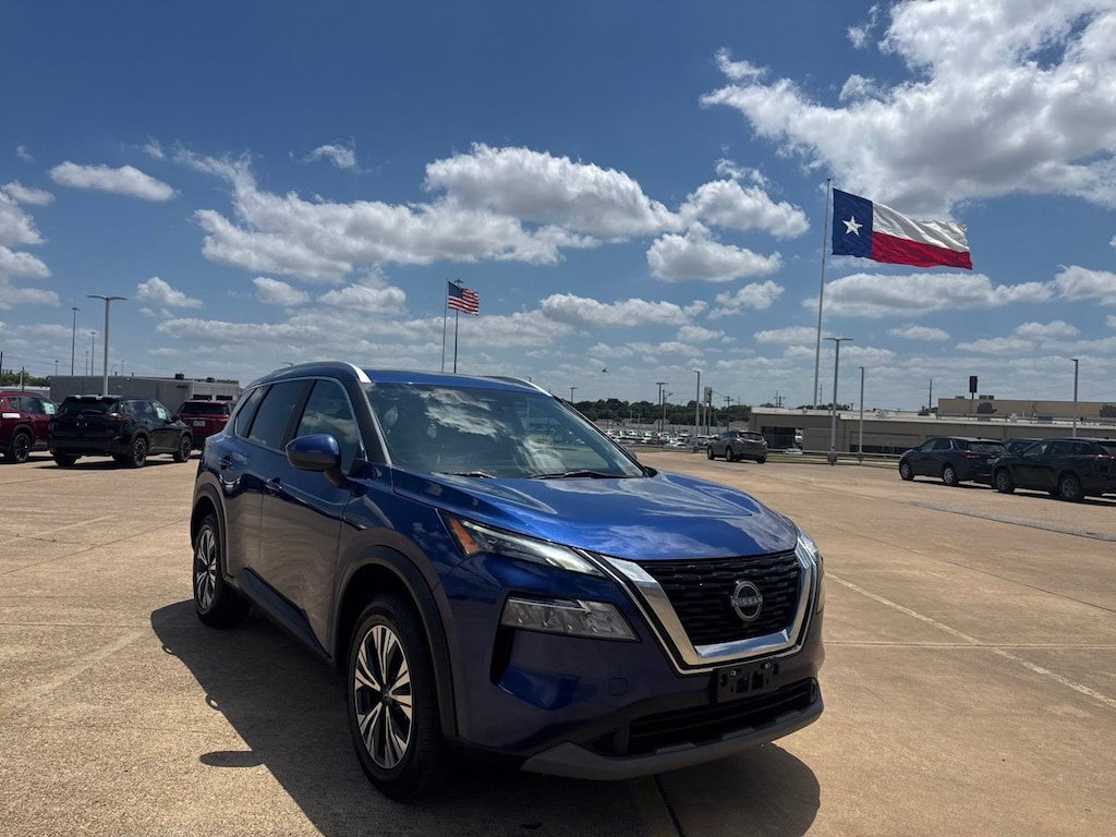 Certified 2023 Nissan
