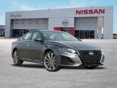 2025 Nissan Altima SL Sedan