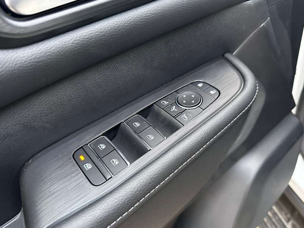 2026 Nissan Armada PRO-4X - Photo 19
