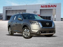 2025 Nissan Pathfinder SL SUV