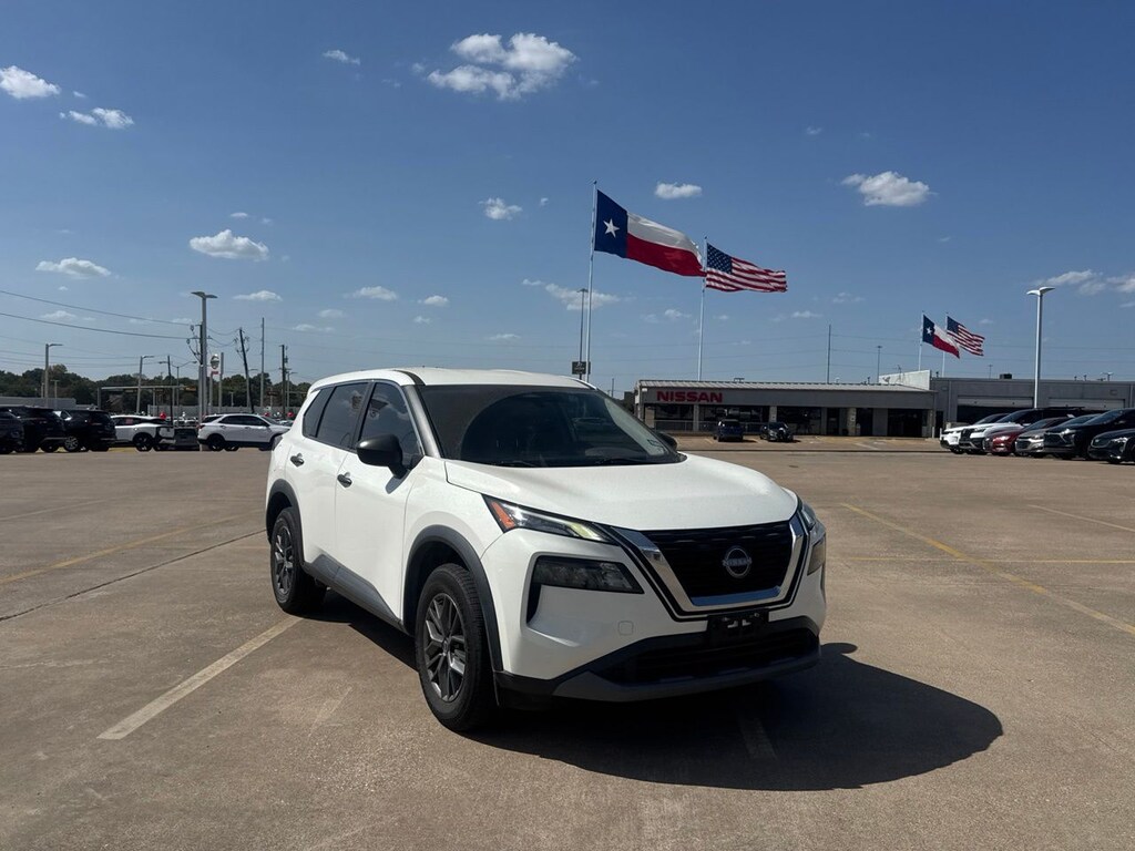 Certified 2023 Nissan