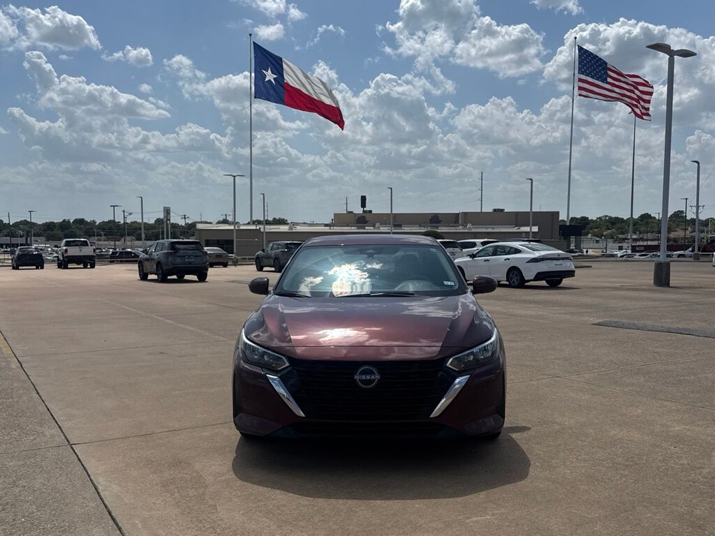 Certified 2025 Nissan