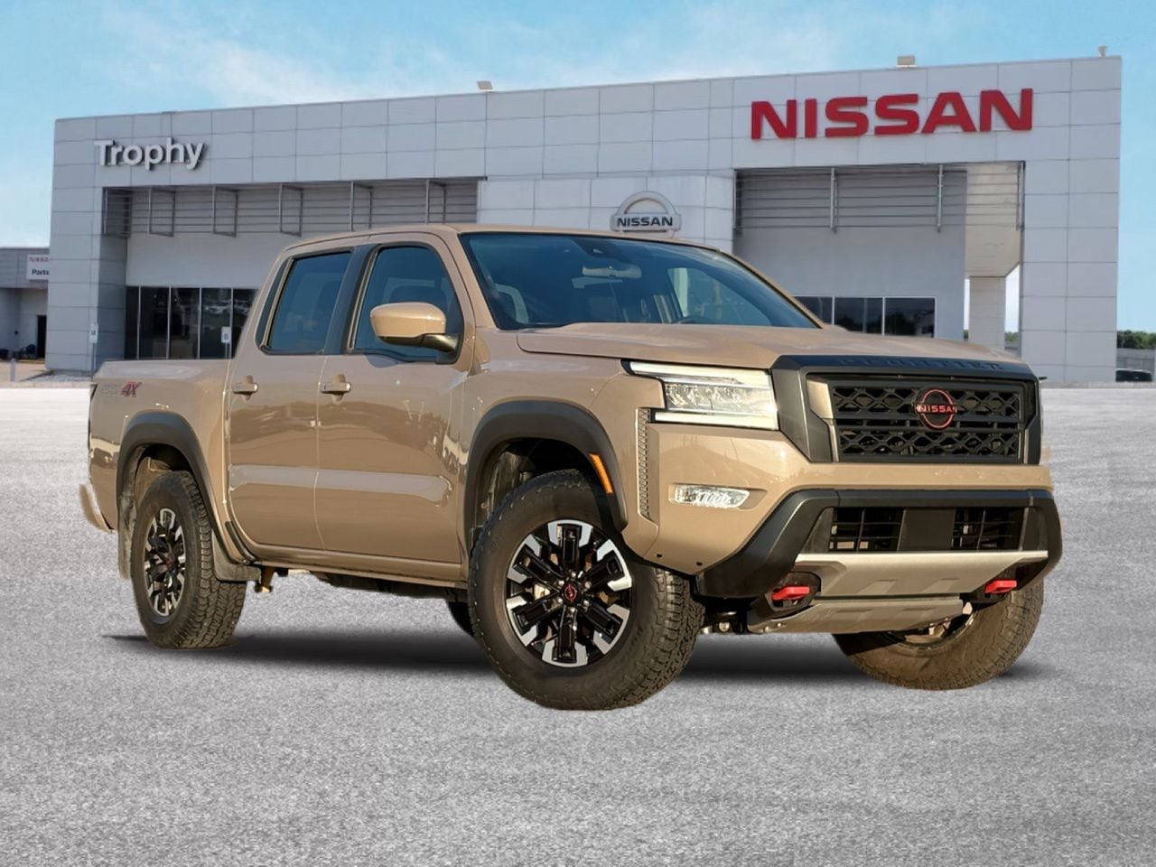 2024 Nissan Frontier PRO-4X Crew Cab 4X4's photo
