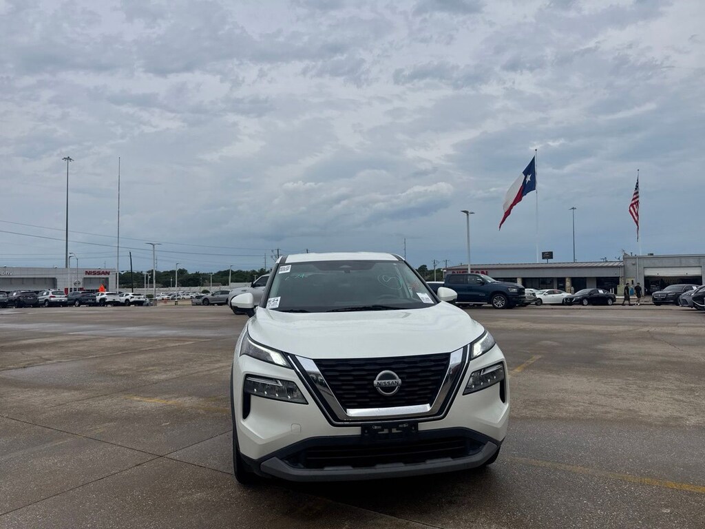 Used 2021 Nissan Rogue SV SUV