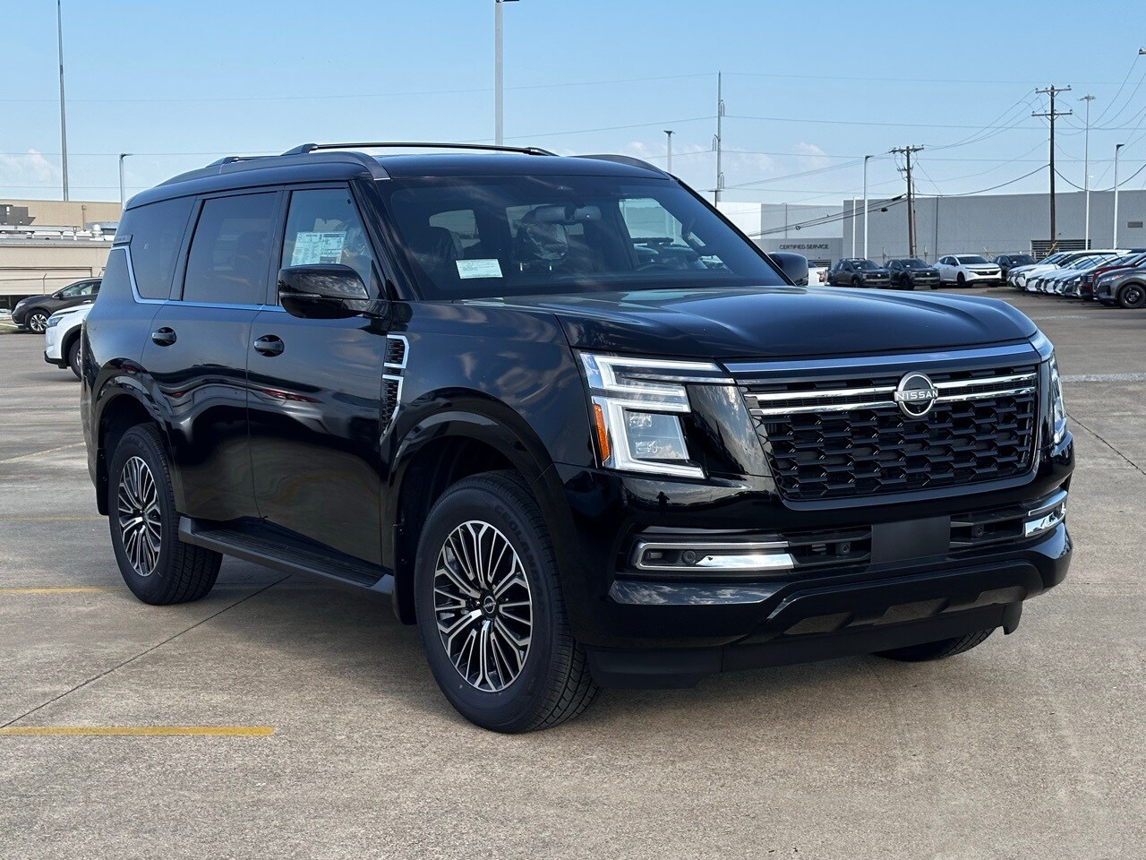 2026 Nissan Armada SL photo 3