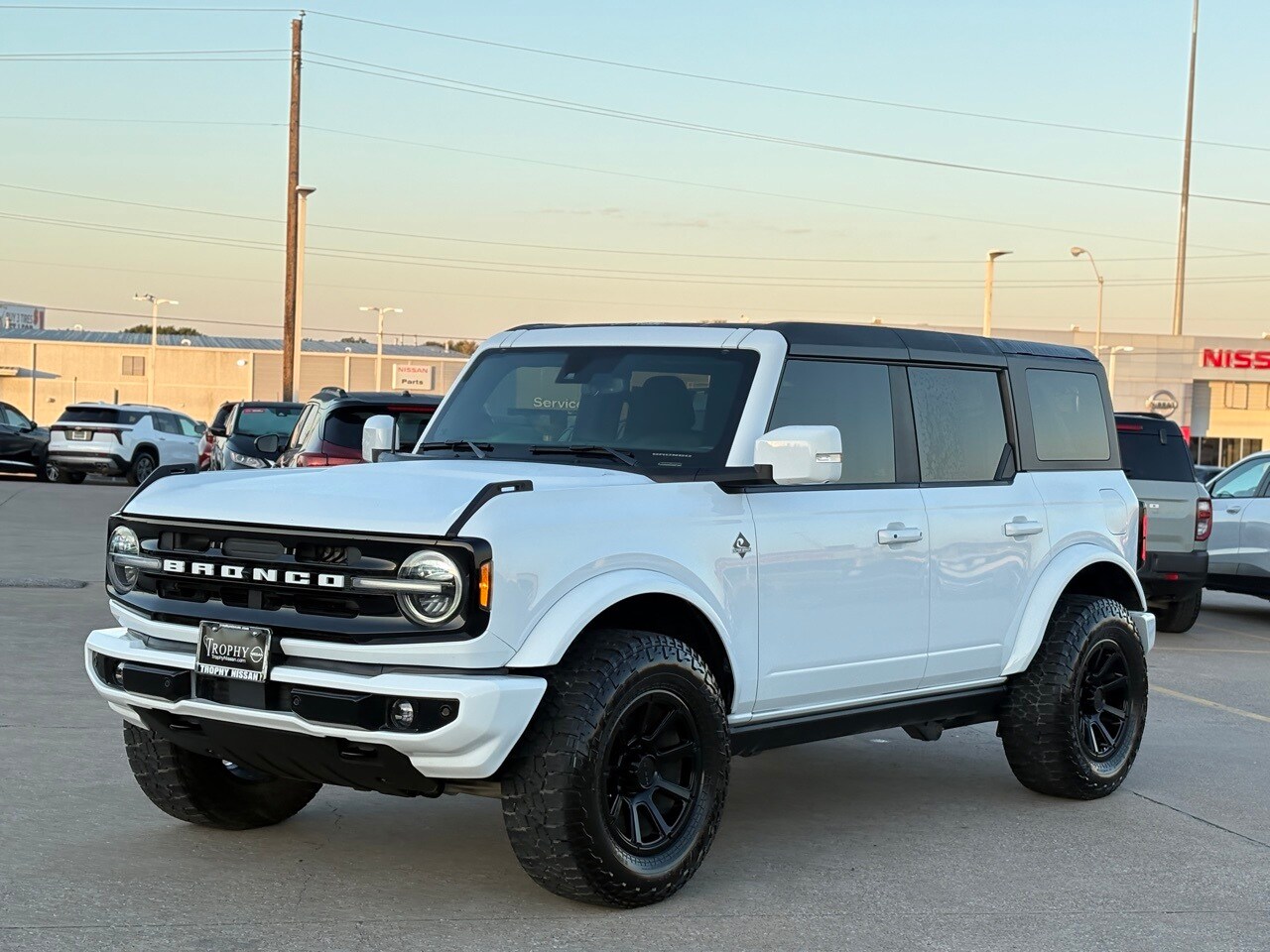 2022 Ford Bronco Outer Banks photo 3