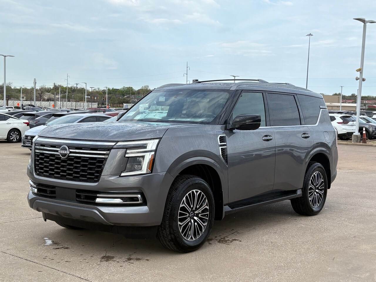 2025 Nissan Armada SL photo 3