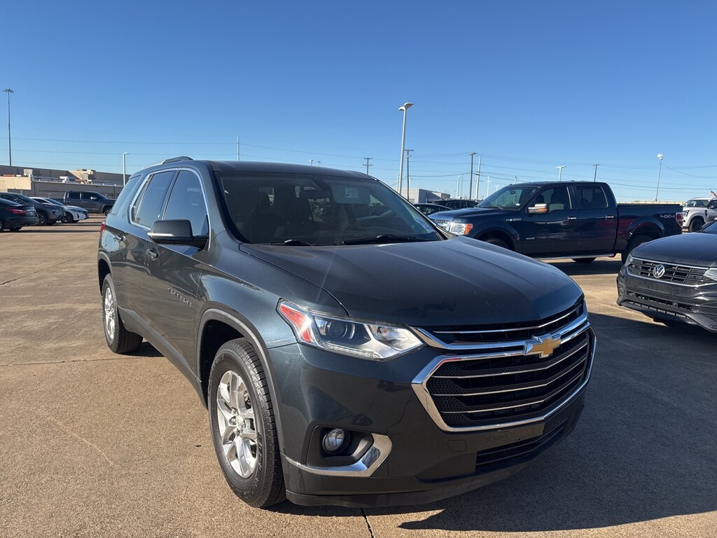 Used 2018 Chevrolet Traverse LT SUV