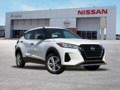 2025 Nissan Kicks Play S SUV