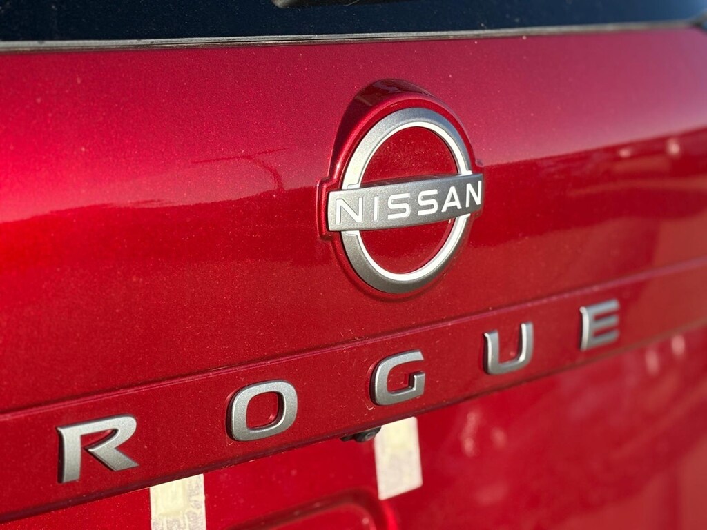 New 2026 Nissan Rogue SV SUV