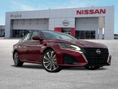 2025 Nissan Altima SL Sedan