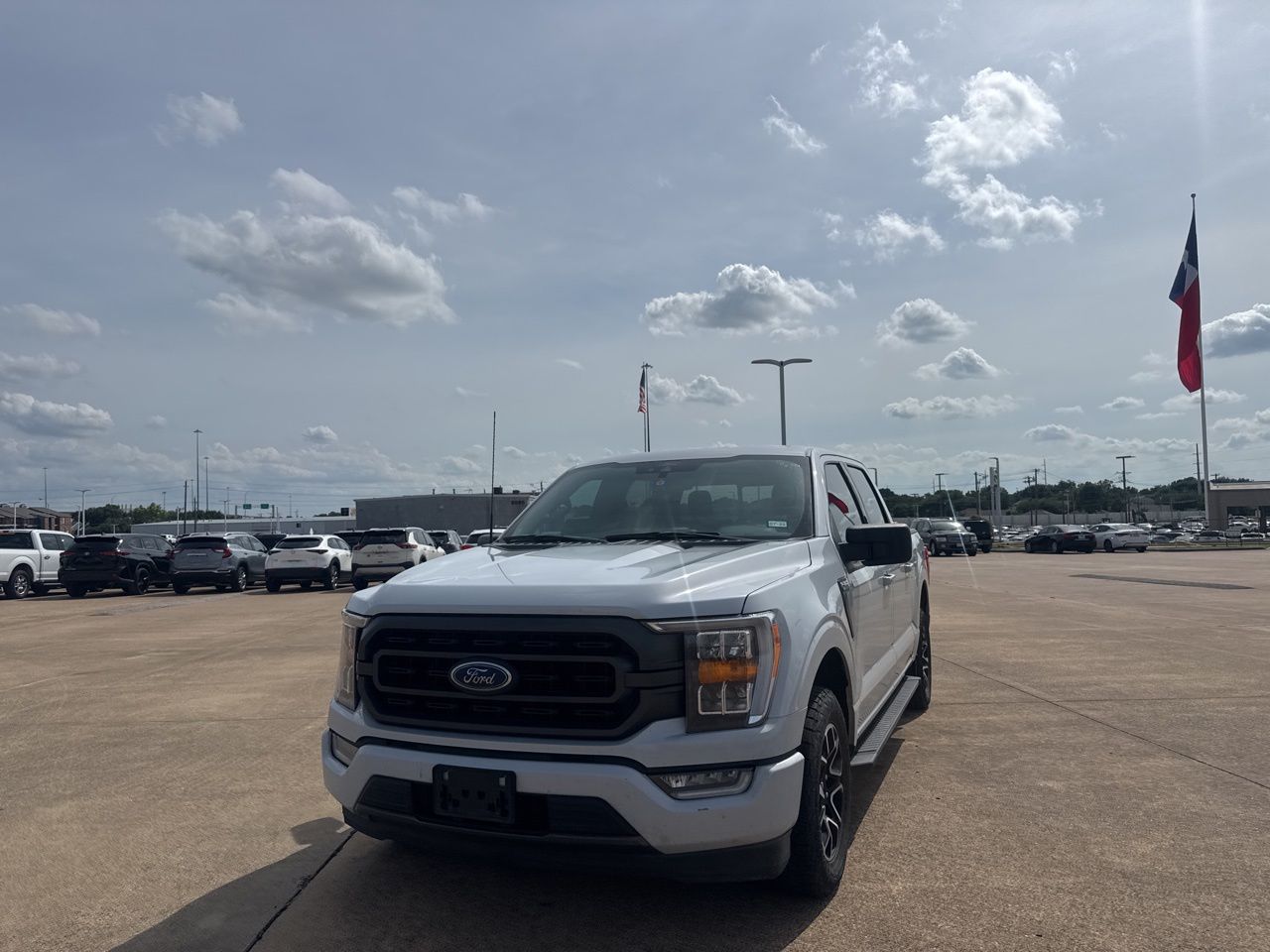 View vehicle photo 7