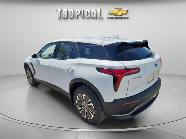 2025 Chevrolet Blazer EV photo 3