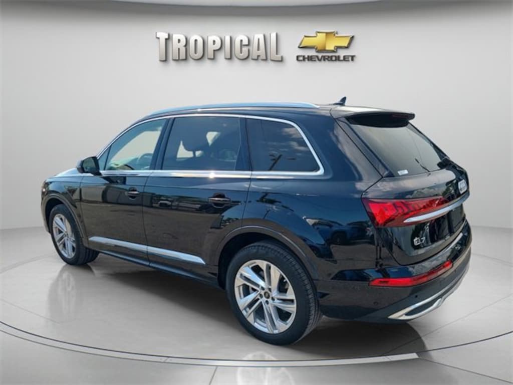 Used 2024 Audi Q7 Premium Plus